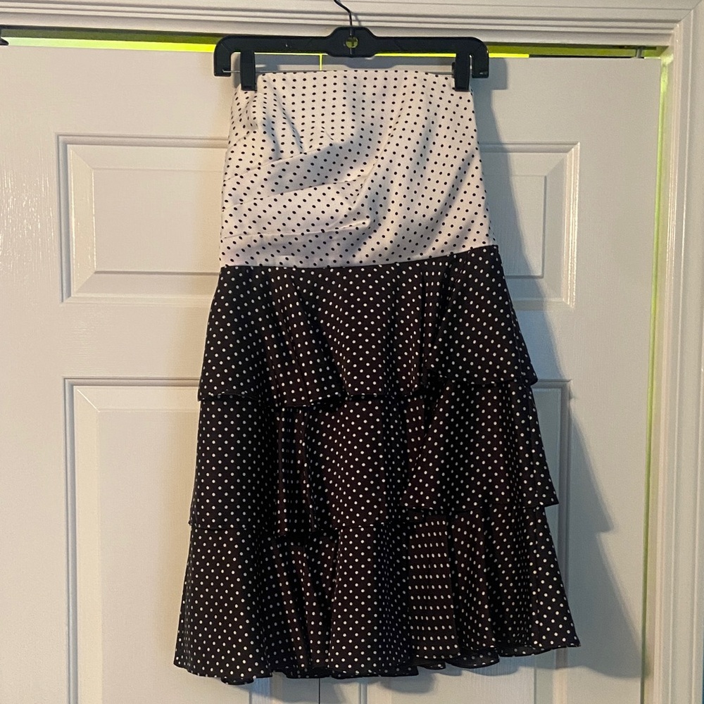 White House Black Market Strapless Black and White Dress